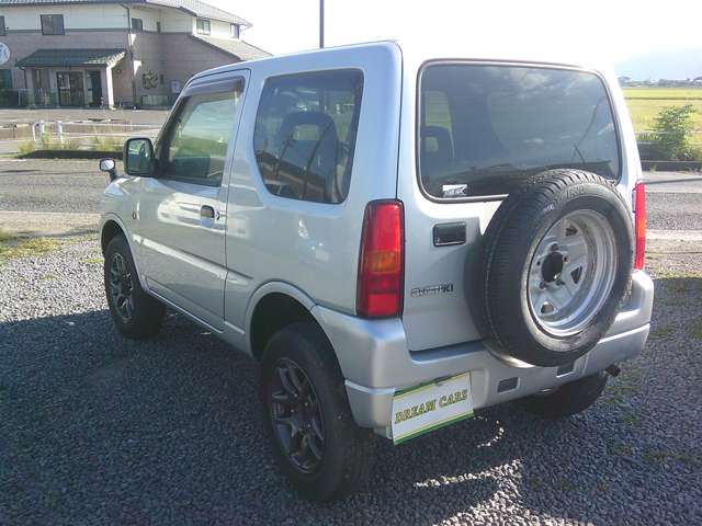 Suzuki Jimny 12