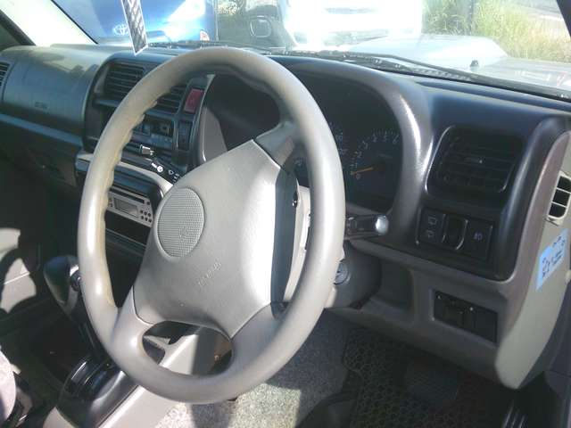 Suzuki Jimny 4