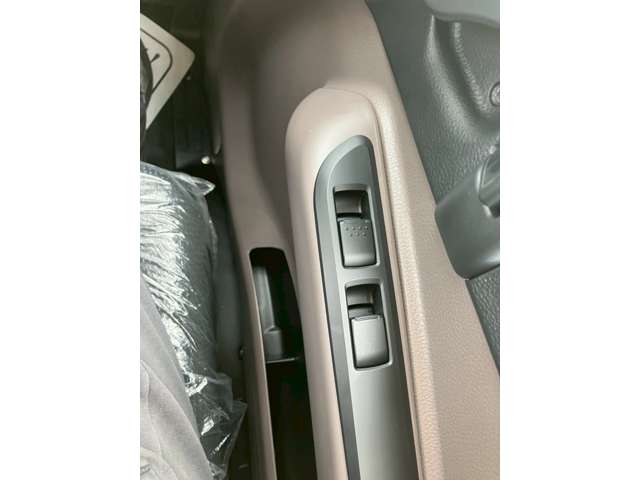 Mitsubishi Fuso Canter 4