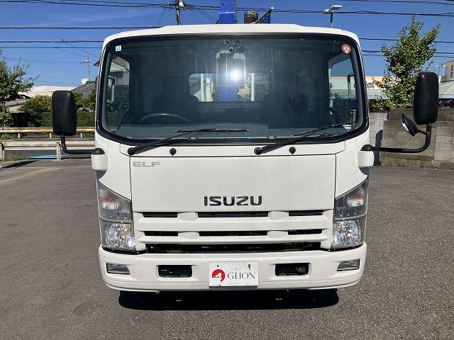 Isuzu Elf 2