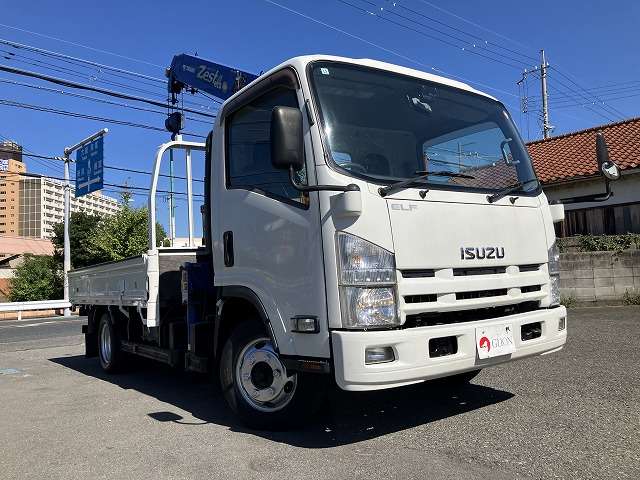 Isuzu Elf 3