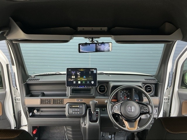 Honda N-VAN 12