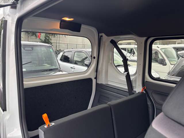 Honda N-VAN 8