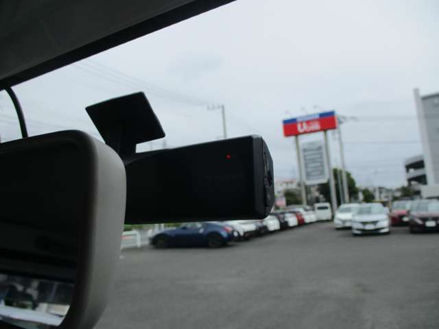 Nissan NT100 Clipper 6