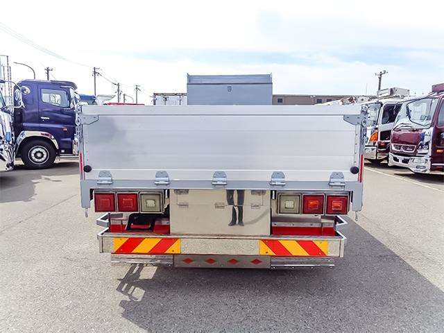 Mitsubishi Fuso Fighter 9