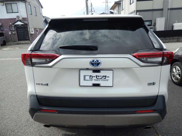 Toyota RAV4 6