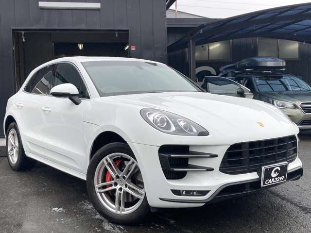 Porsche Macan 9