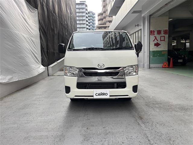 Toyota Hiace Van 6