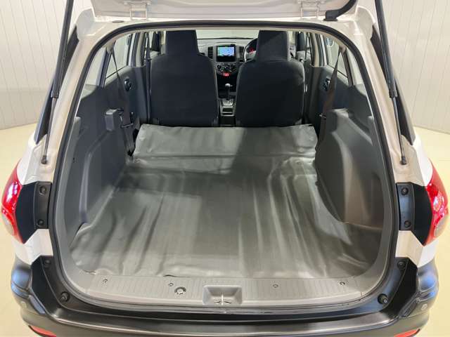 Nissan NV150 AD 11