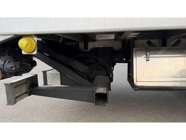 Mitsubishi Fuso Fighter 13