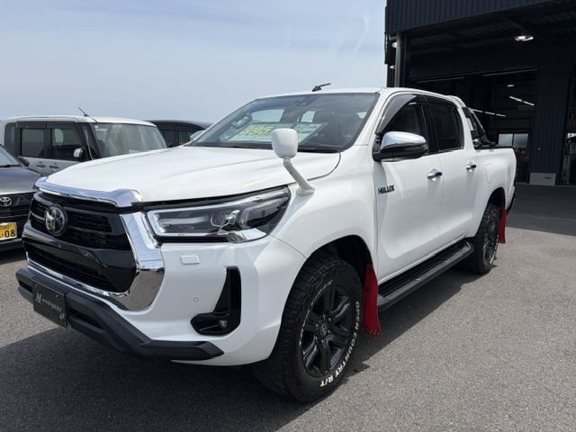 Toyota Hilux 2