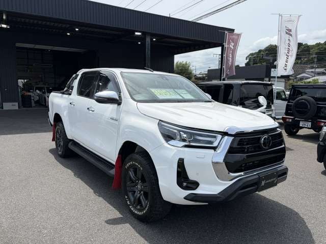 Toyota Hilux 4