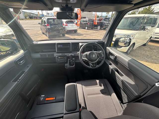 Honda N-VAN 12