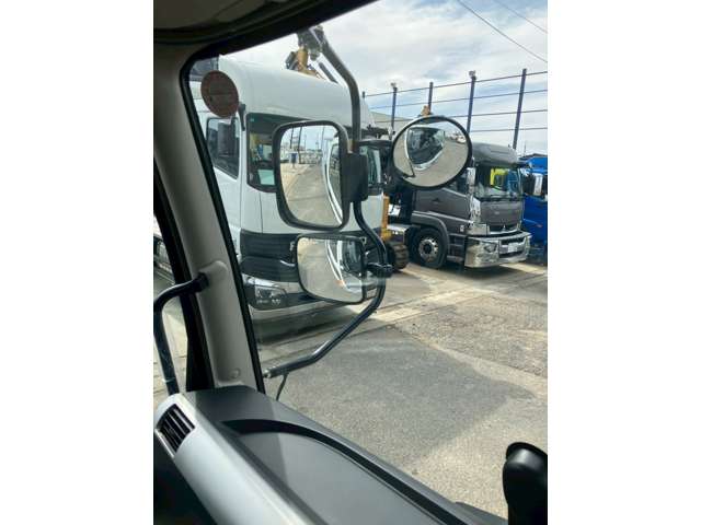 Mitsubishi Fuso Fighter 10