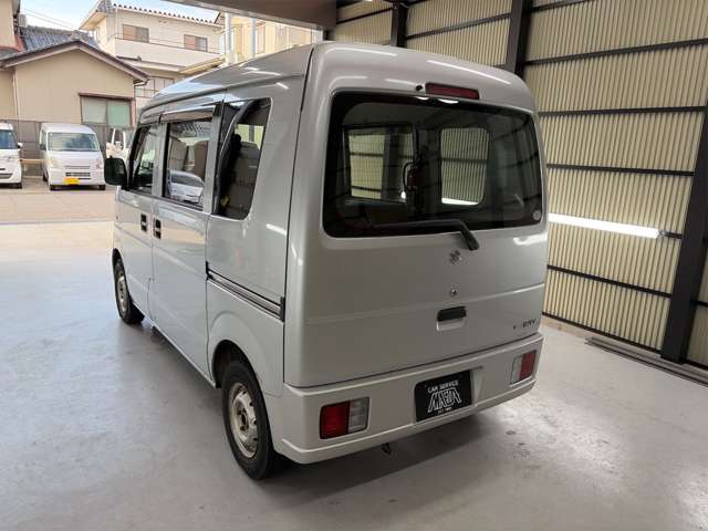 Suzuki Every 12