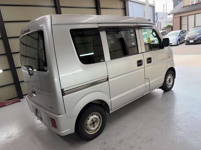 Suzuki Every 8