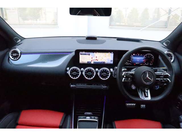 Mercedes-Benz GLA-Class 5