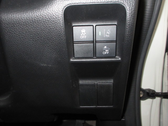 Honda N-VAN 12