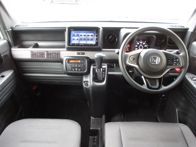 Honda N-VAN 9