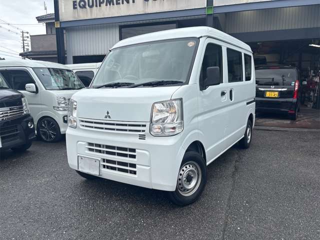 Mitsubishi Minicab Van 3