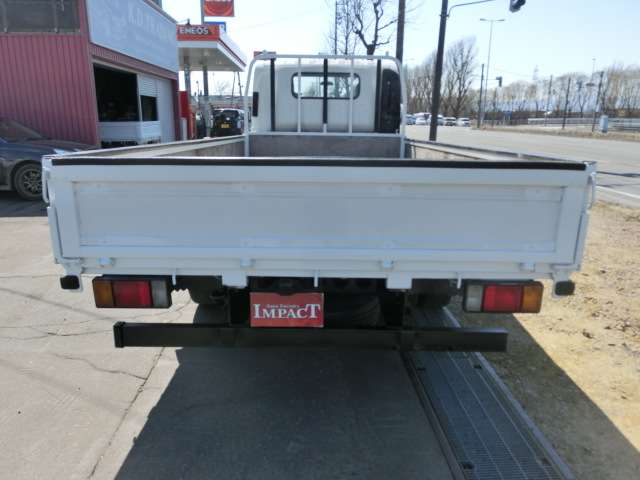 Isuzu Elf 5