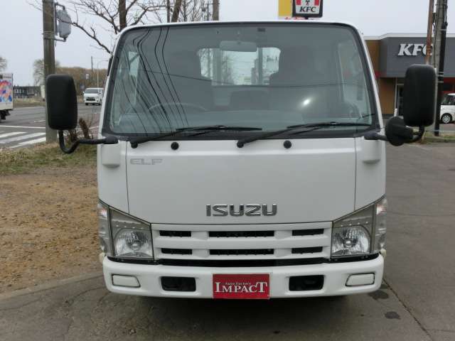 Isuzu Elf 2
