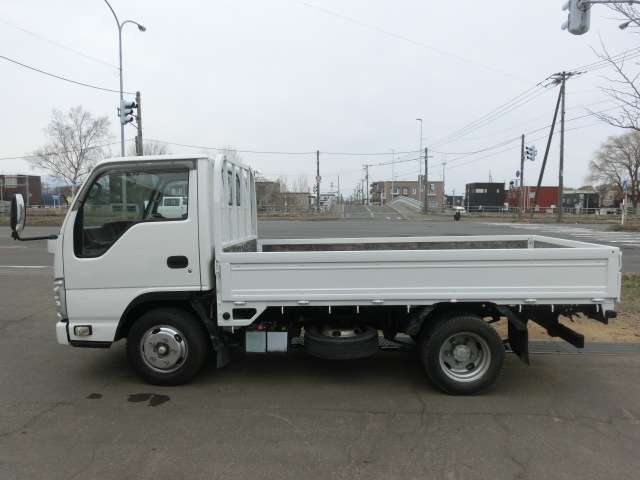 Isuzu Elf 3