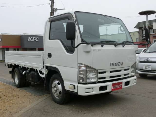 Isuzu Elf 8