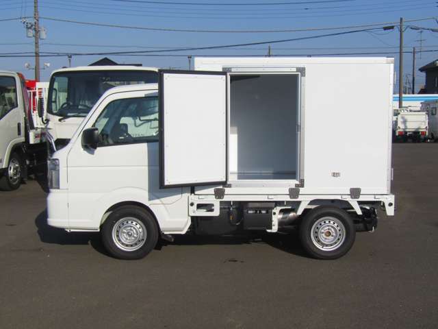 Mazda Scrum Truck 8