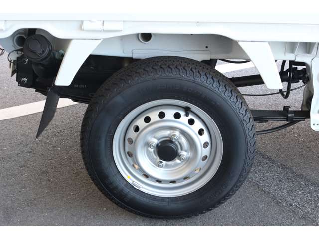 Mitsubishi Minicab Truck 11