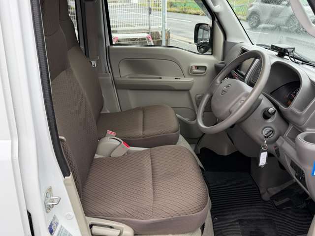 Nissan NV100 Clipper 8