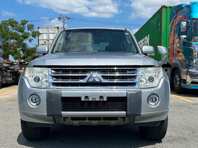 Mitsubishi Pajero 11