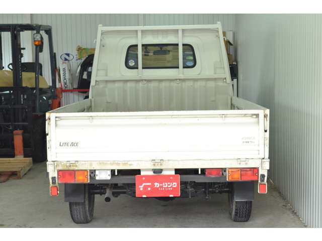 Toyota Light Ace Truck 7