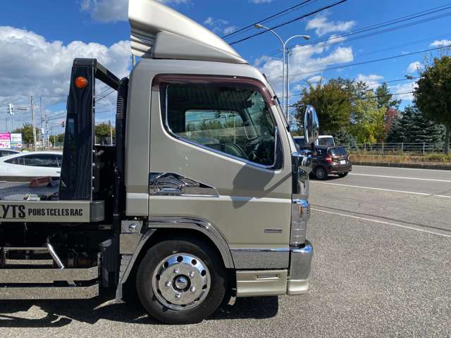Mitsubishi Fuso Canter 8