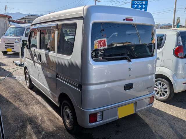 Suzuki Every 12