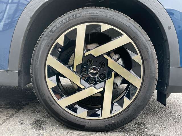 MINI Countryman 4