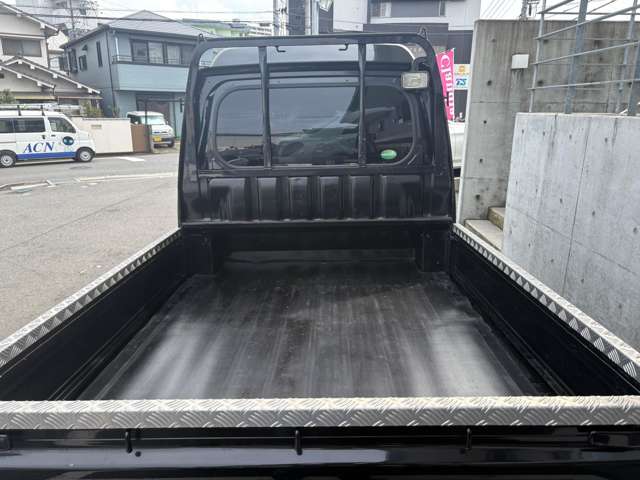 Daihatsu Hijet Truck 8