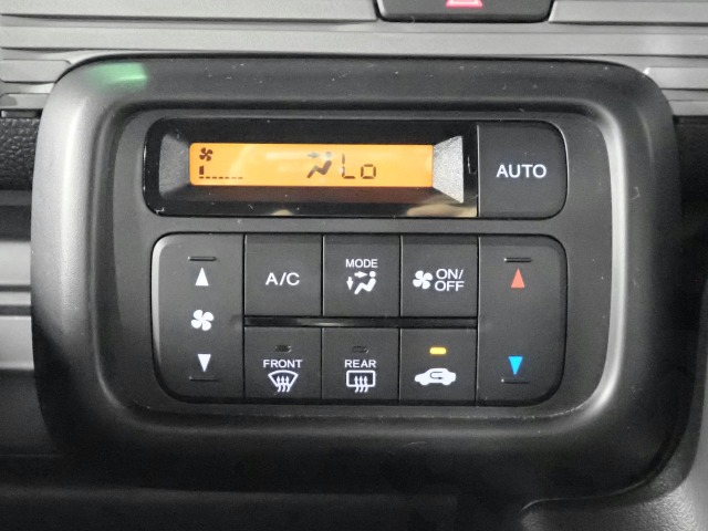 Honda N-VAN 12