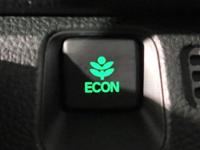 Honda N-VAN 9