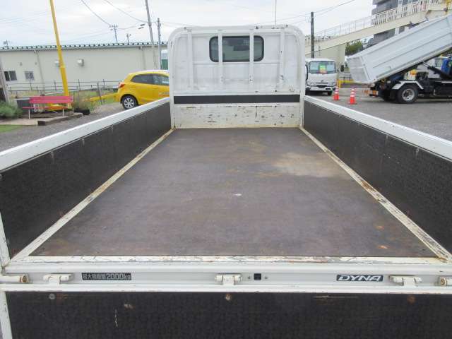 Toyota Dyna 11