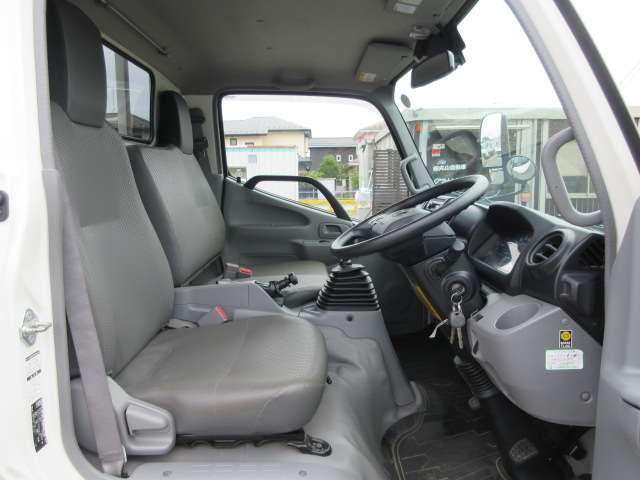 Toyota Dyna 12
