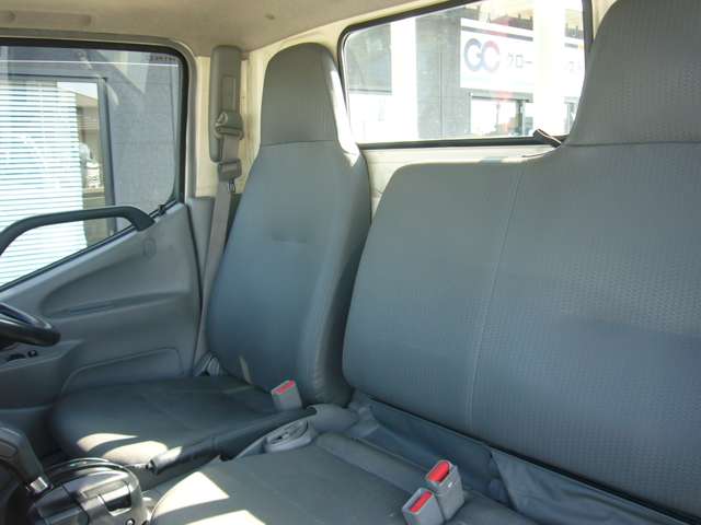 Hino Dutro 6