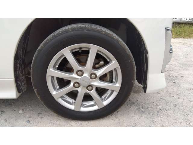 Daihatsu Tanto 12