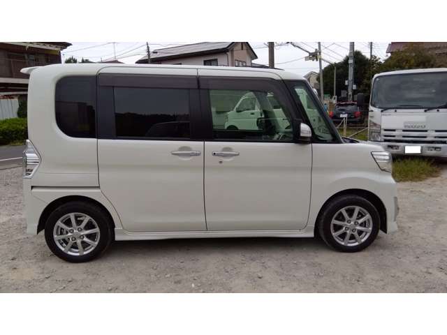 Daihatsu Tanto 3