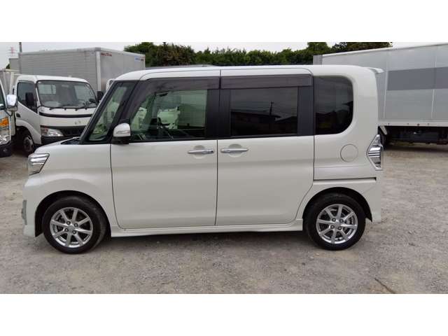 Daihatsu Tanto 4