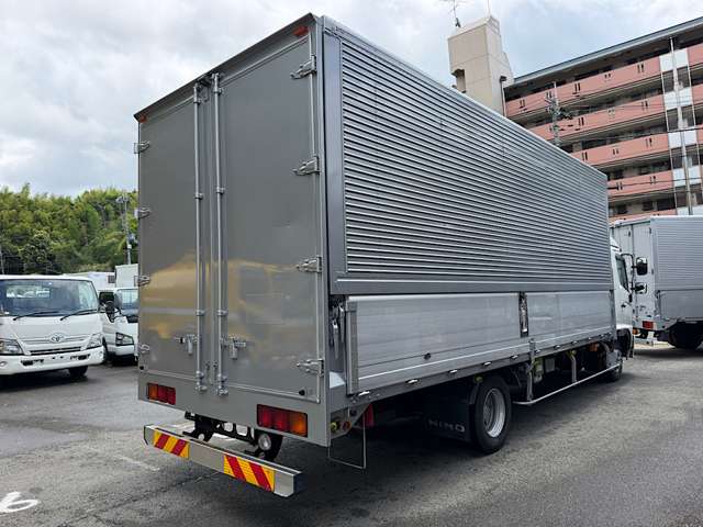Hino Ranger 8