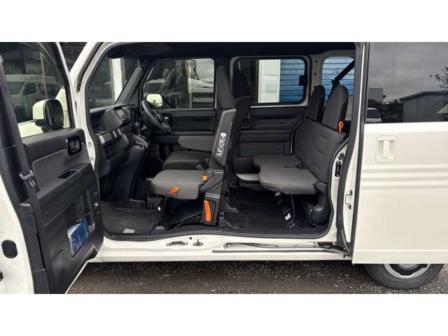 Honda N-VAN 10