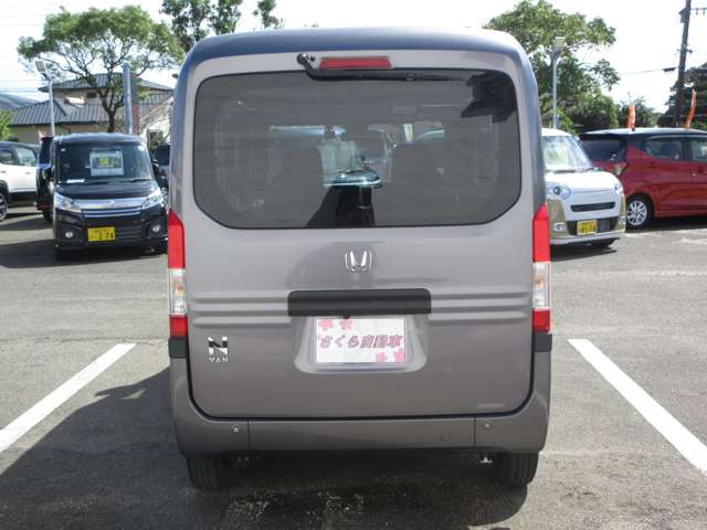 Honda N-VAN 10