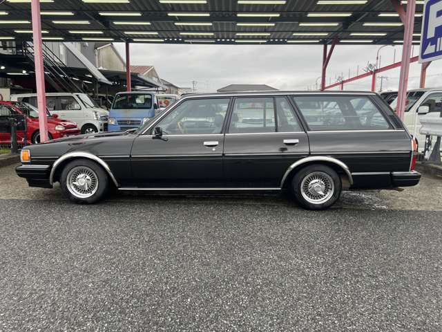 Toyota Mark II Van 11