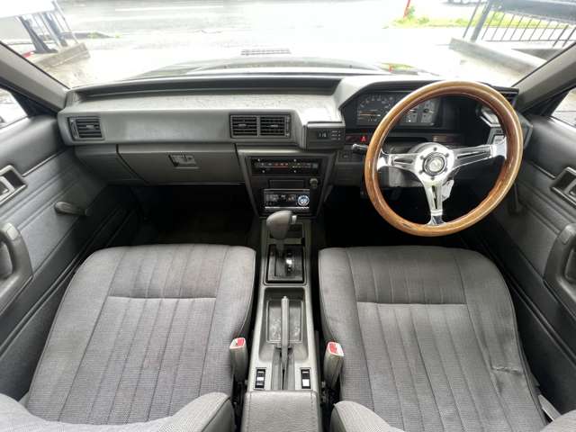 Toyota Mark II Van 3